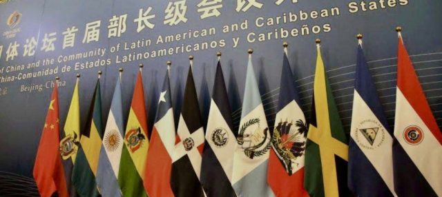 China lleva el Foro CELAC-China a Santiago y lo eleva a encuentro académico permanente
